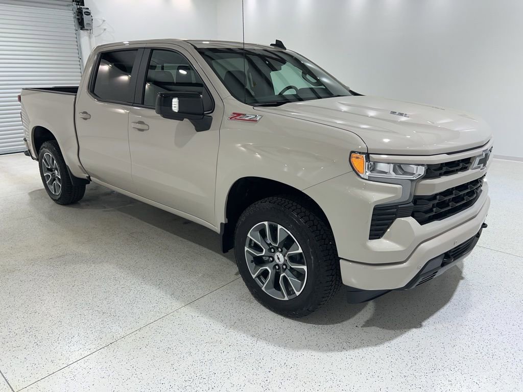 Used 2026 Chevrolet Silverado 1500 RST AWD/4WD image 7