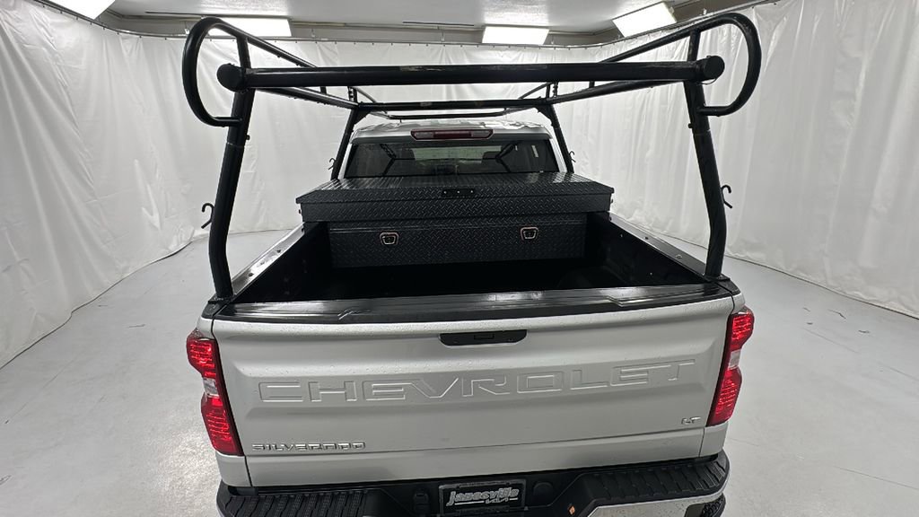 Used 2021 Chevrolet Silverado 1500 LT w/ Bed Protection Package image 4