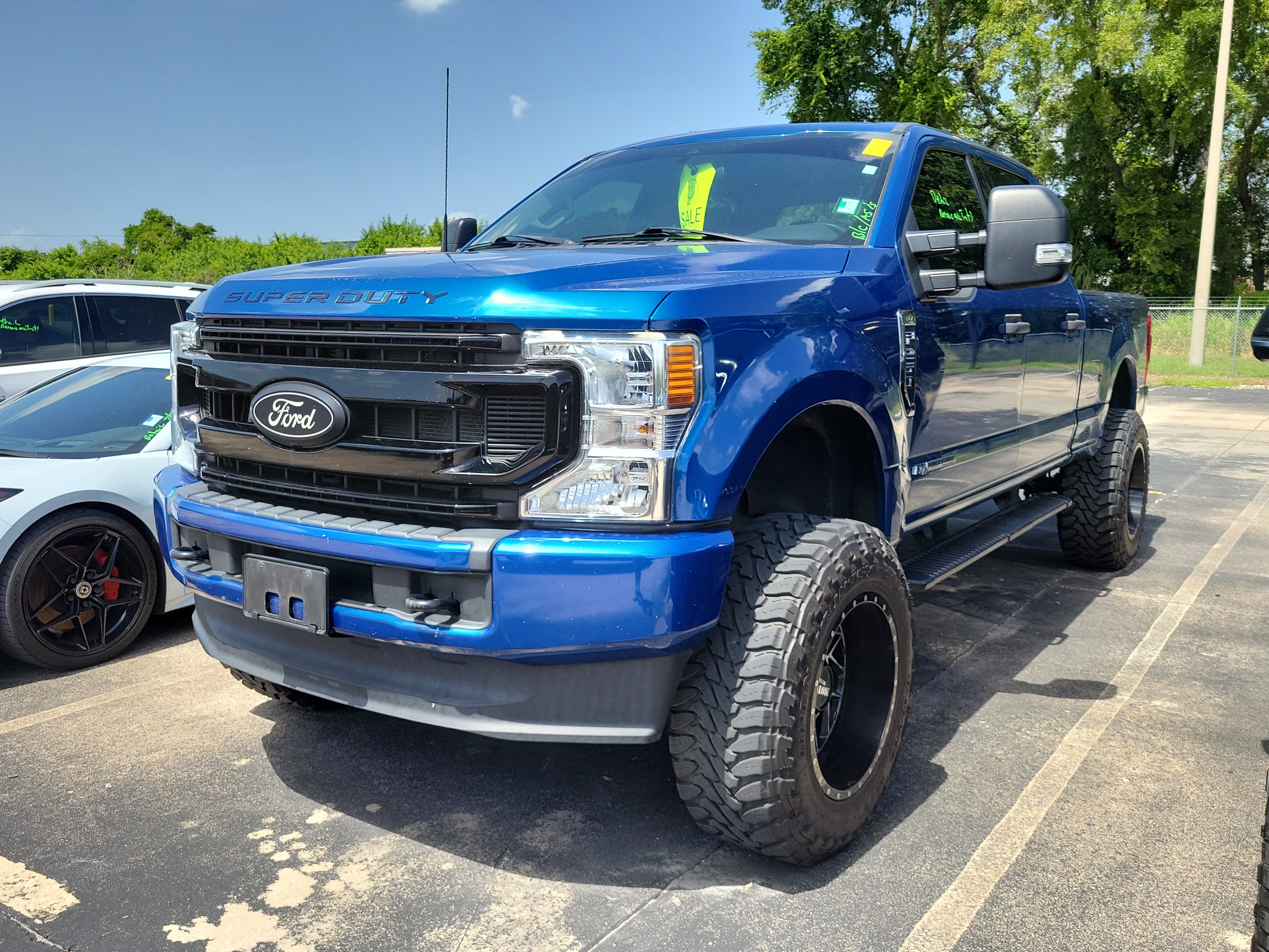 Used 2022 Ford F250 XLT AWD/4WD image 3