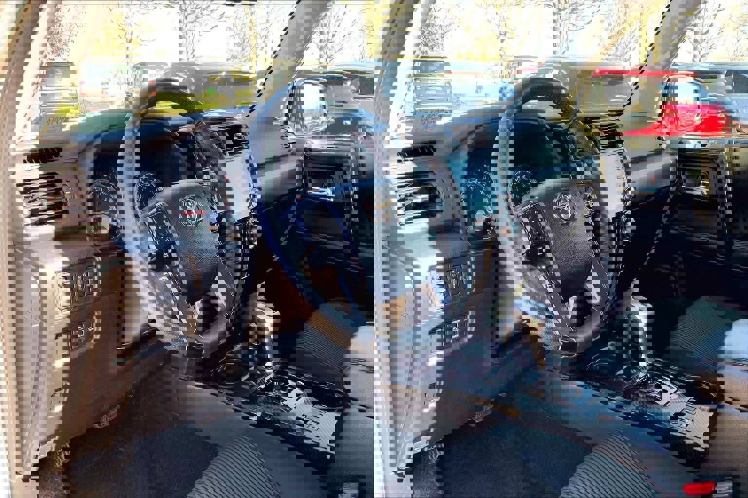 Used 2024 Toyota 4Runner TRD Off-Road image 17