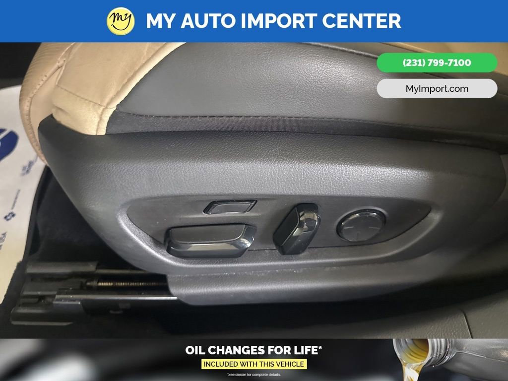 Used 2019 Lexus ES 350 350 Luxury w/ Accessory Package 2 image 13