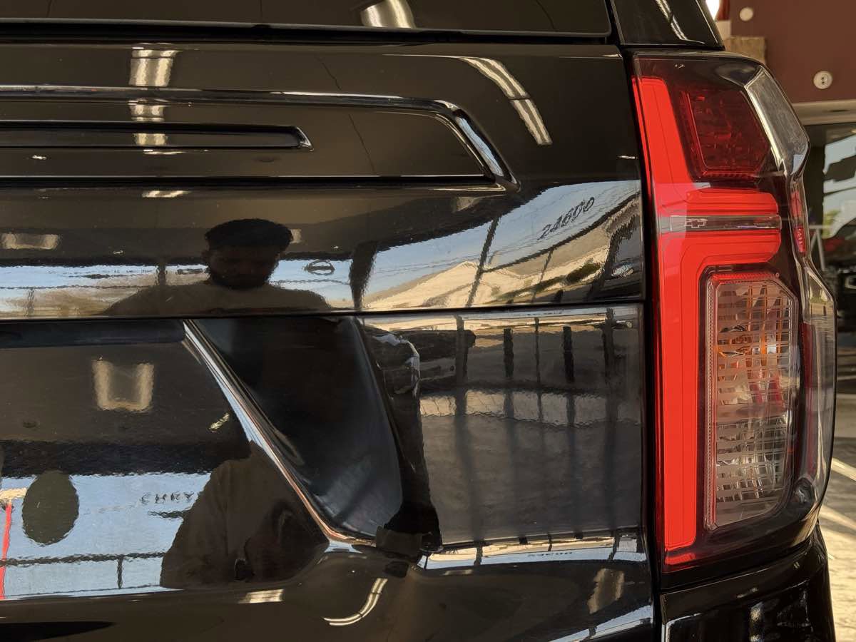 Used 2023 Chevrolet Tahoe RST AWD/4WD image 14