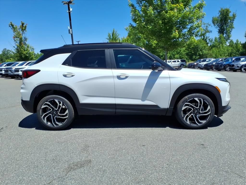 New 2026 Chevrolet TrailBlazer RS w/ Convenience Package FWD image 28