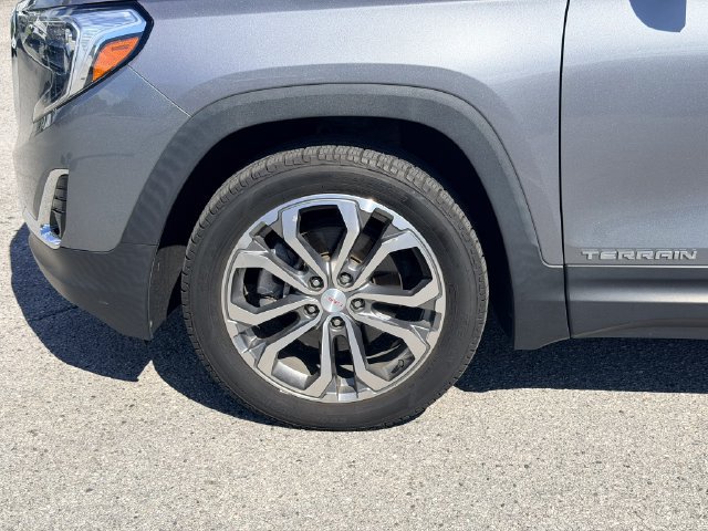 Used 2020 GMC Terrain SLT w/ Preferred Package AWD/4WD image 9
