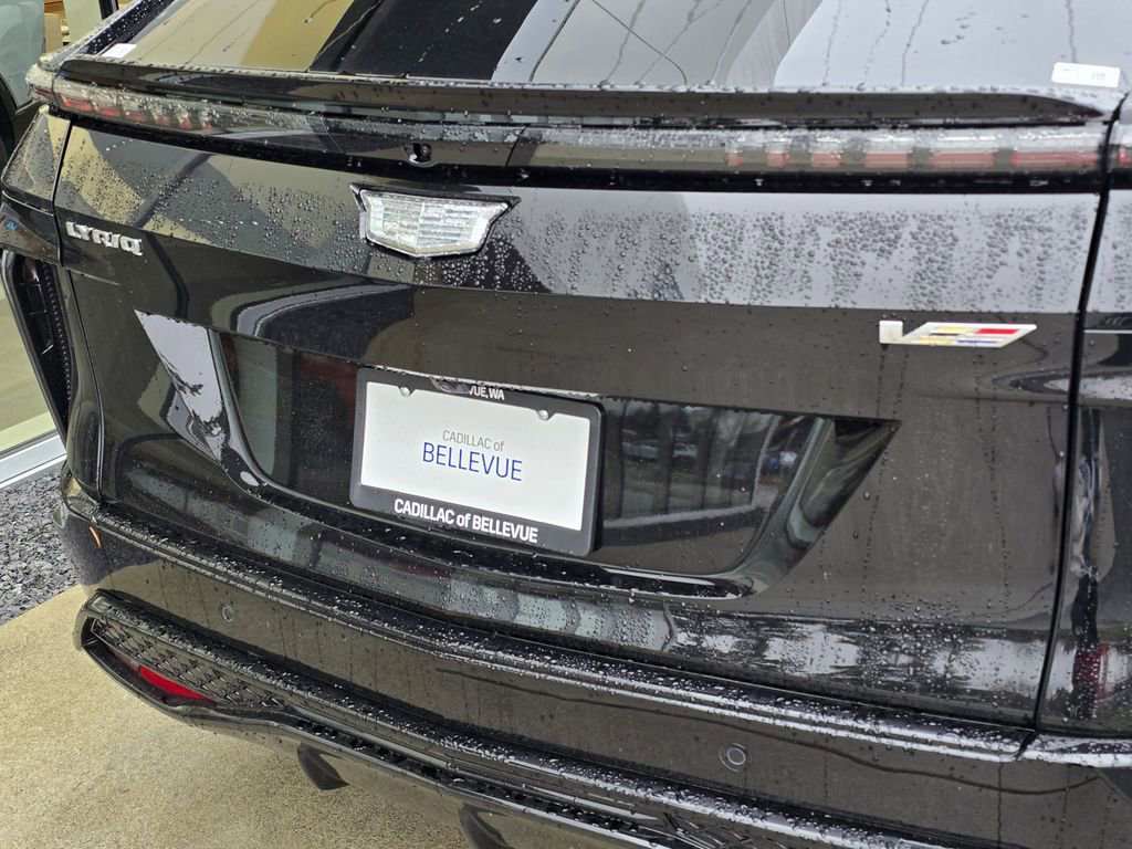 New 2026 Cadillac Lyriq V AWD/4WD image 13