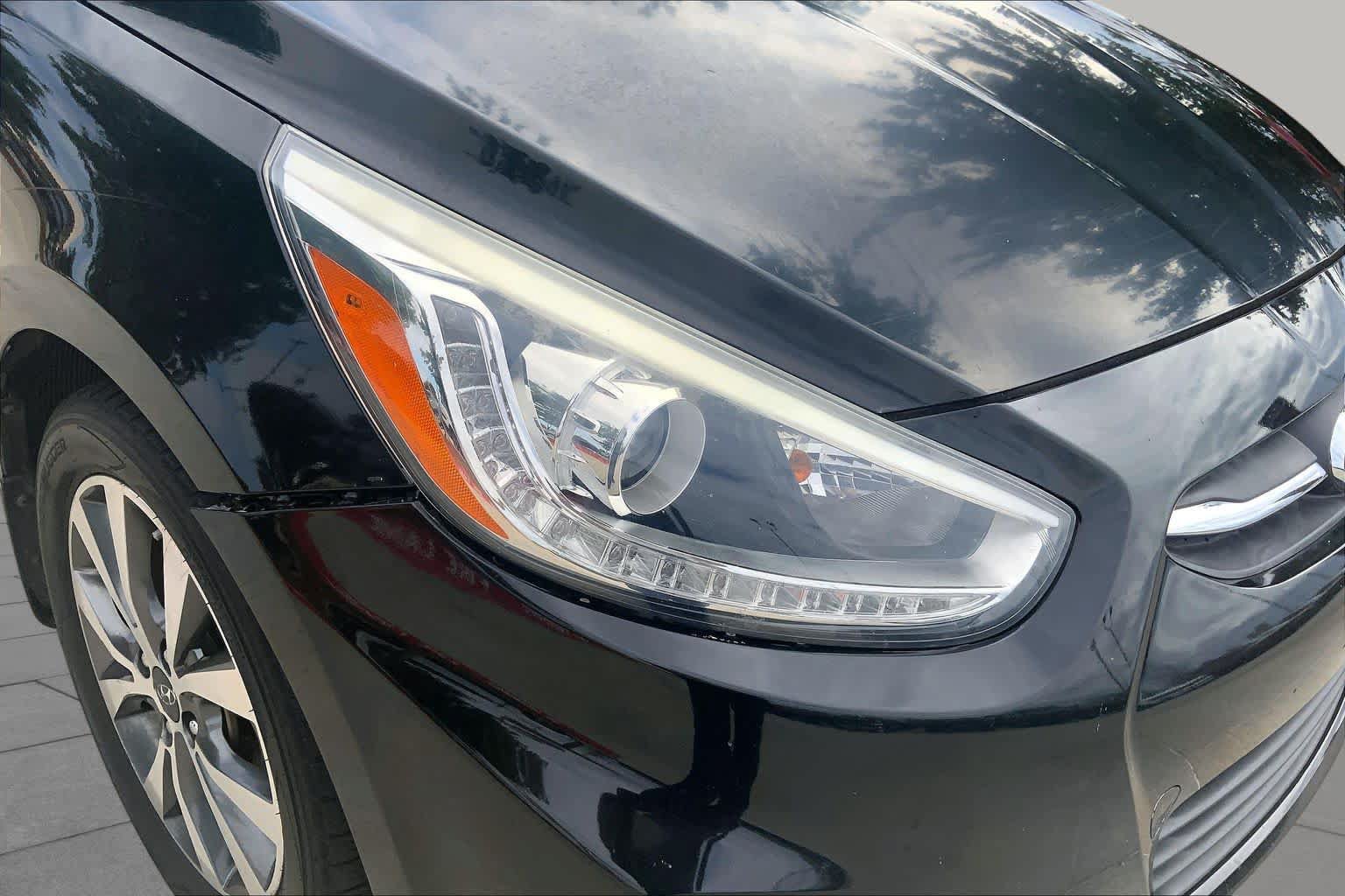 Used 2015 Hyundai Accent Sport FWD image 27