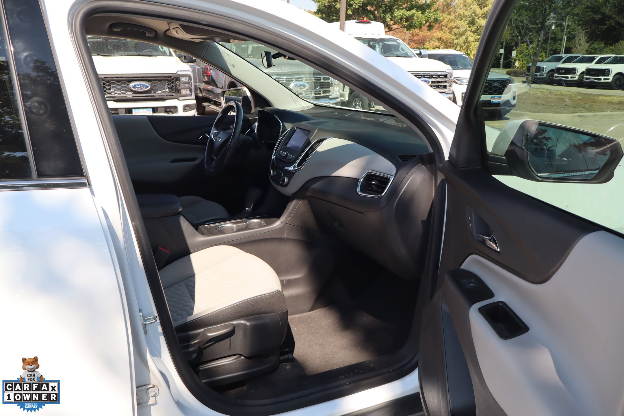 Used 2020 Chevrolet Equinox LT FWD image 28