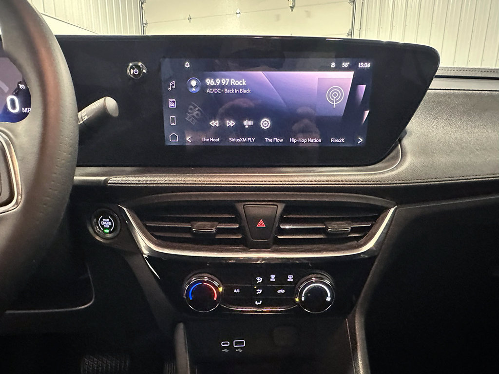 Used 2024 Buick Encore GX Sport Touring FWD image 32