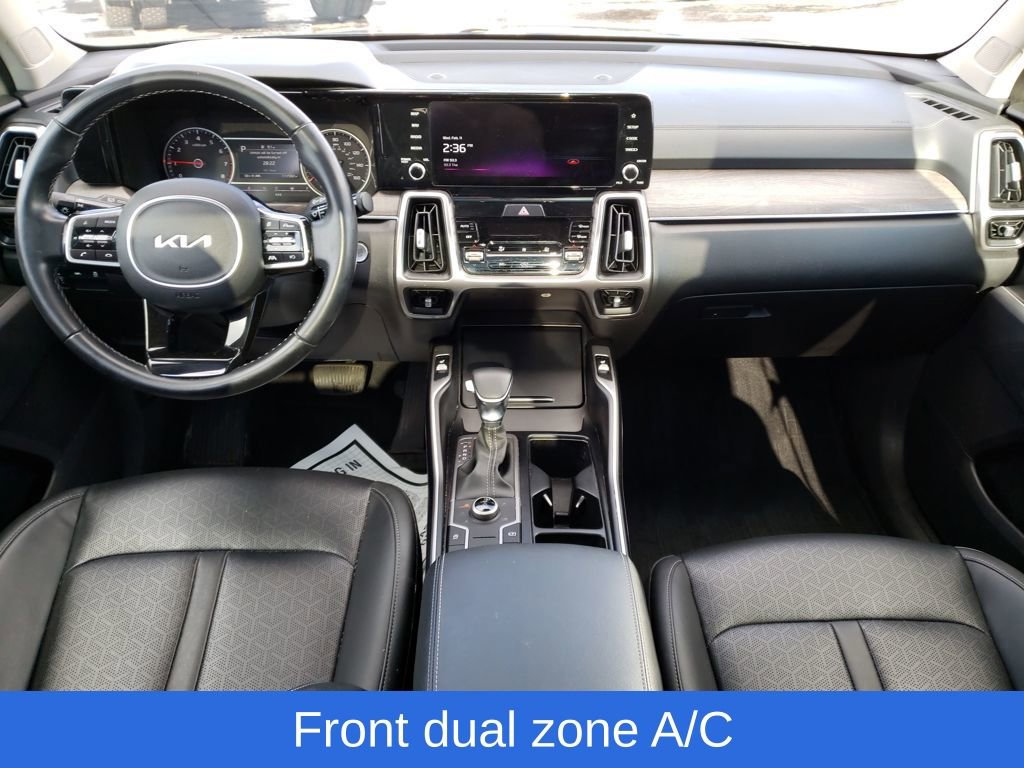 Used 2022 Kia Sorento S w/ Panoramic Sunroof Package image 11