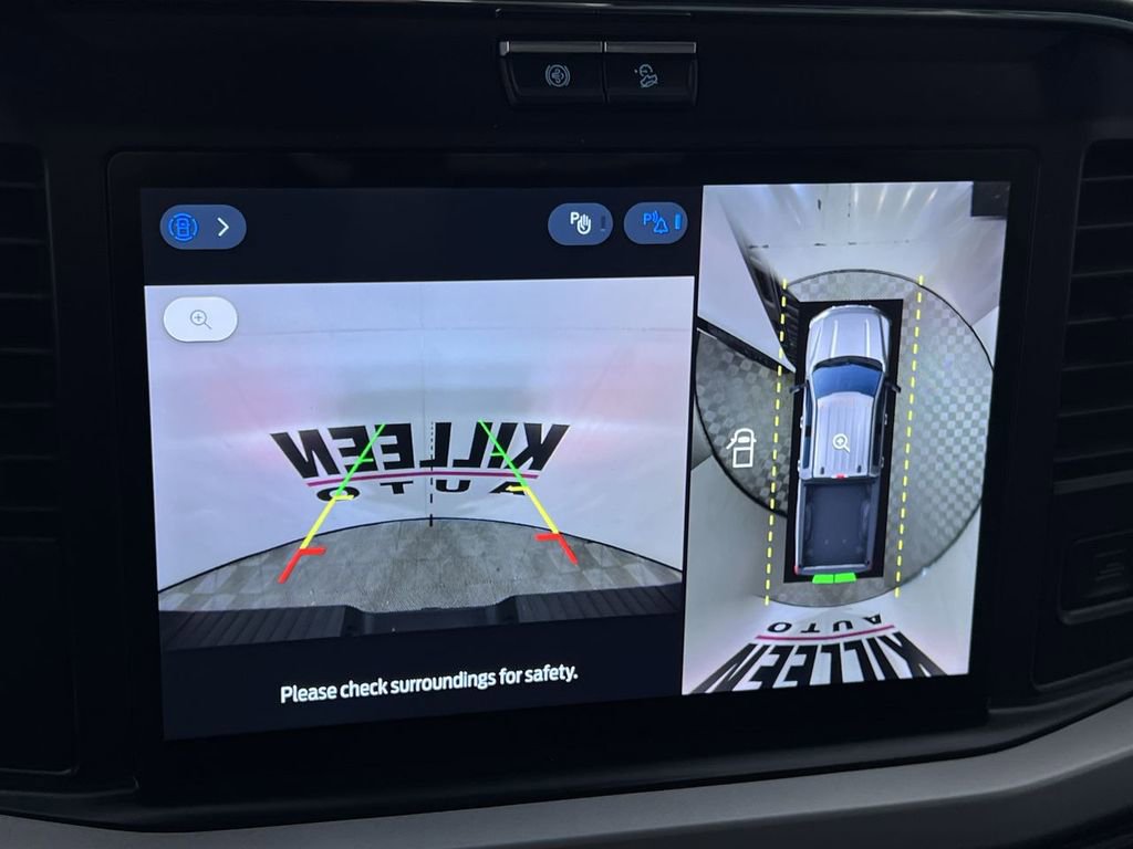 New 2026 Ford F250 XLT w/ XLT Premium Package image 17