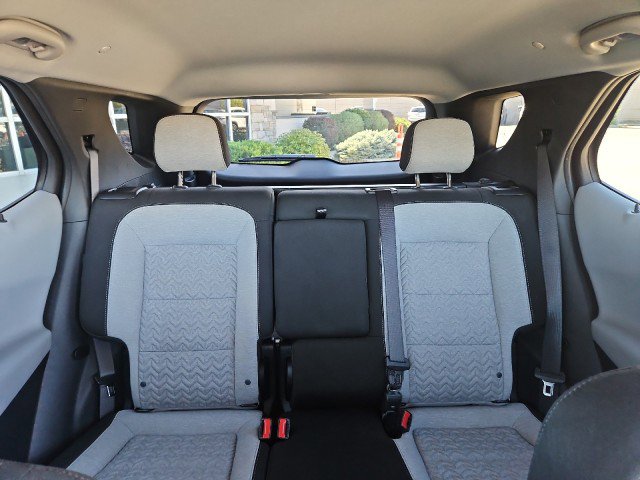 Used 2023 Chevrolet Equinox LT w/ Driver Convenience Package image 22