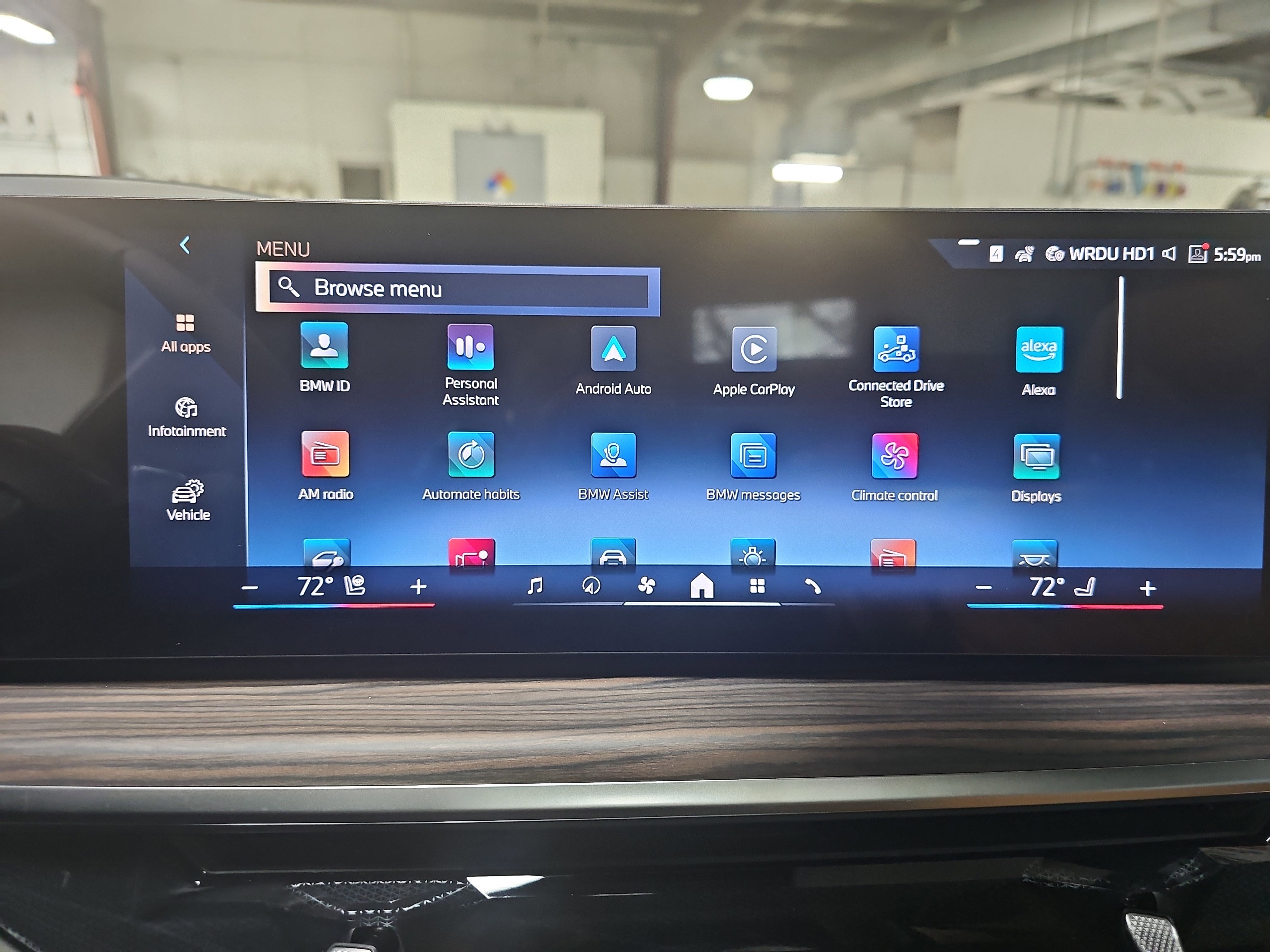 New 2026 BMW X5 xDrive40i w/ M Sport Package AWD/4WD image 22