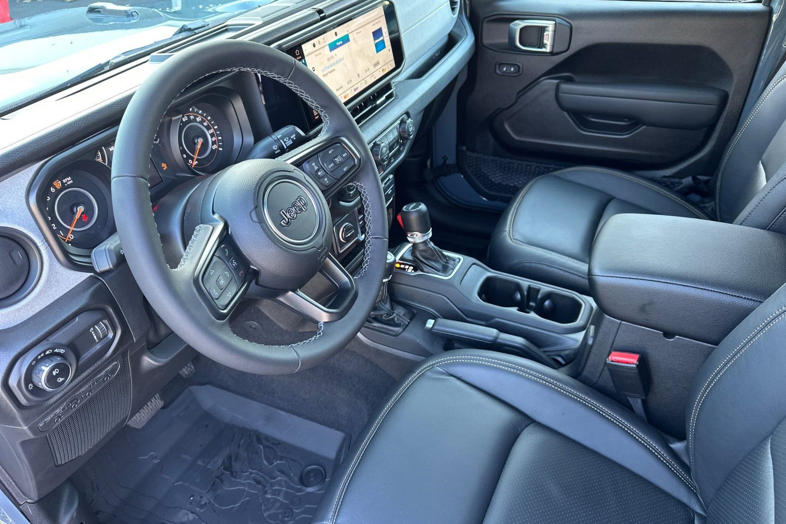 New 2026 Jeep Gladiator Sport AWD/4WD image 10