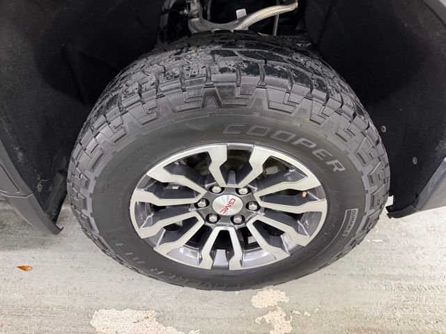 Used 2020 GMC Sierra 1500 AT4 w/ AT4 Premium Package image 7