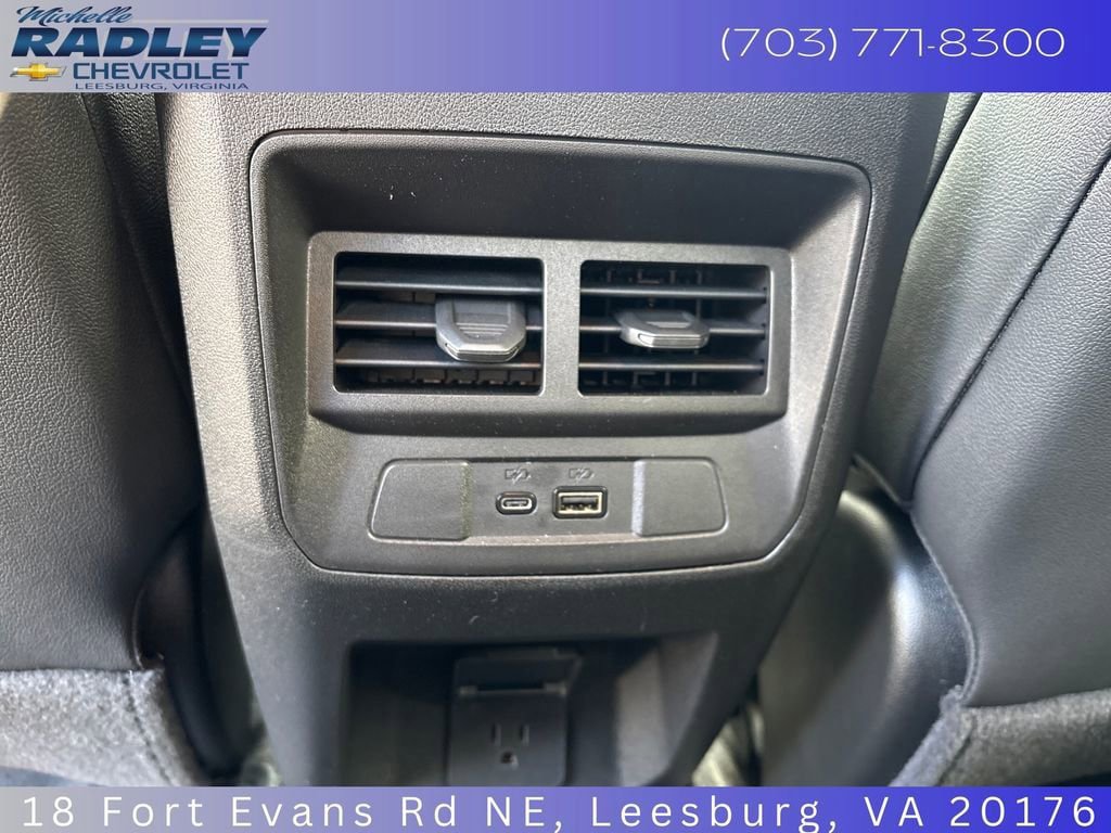Used 2024 Chevrolet Colorado LT w/ LT Convenience Package III image 24