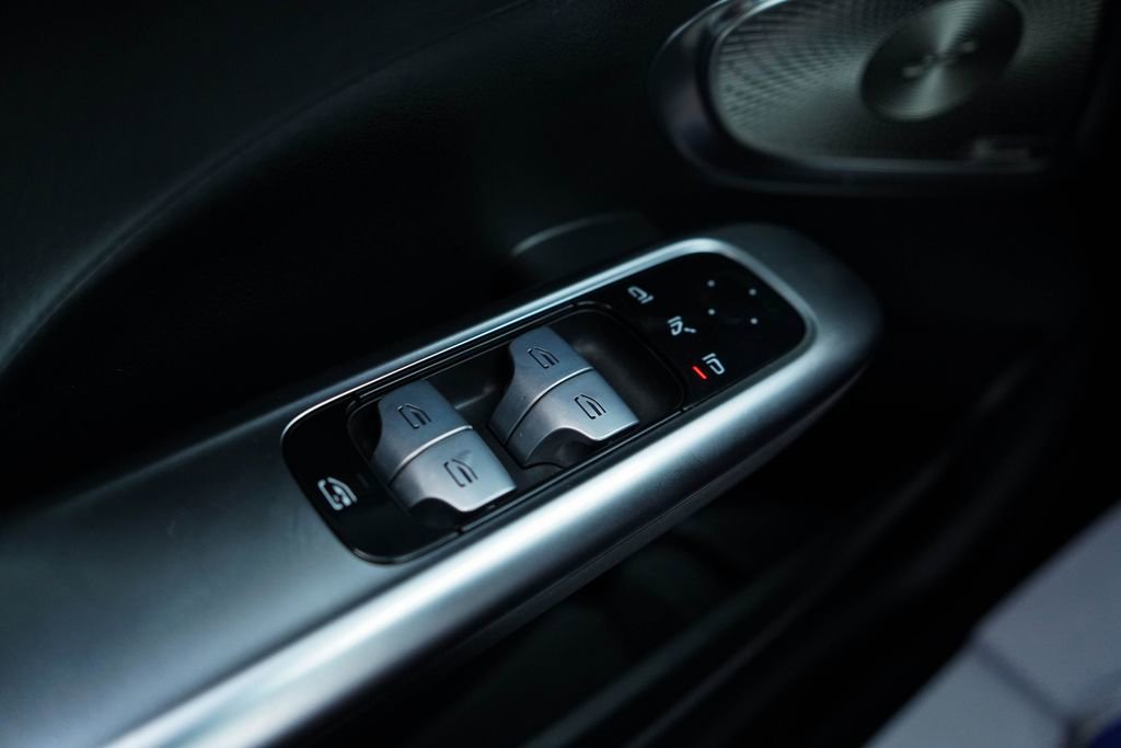 Used 2024 Mercedes-Benz C 300 Sedan image 24