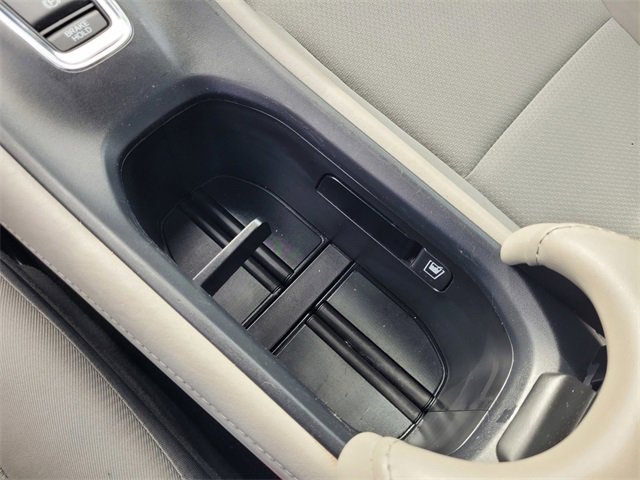 Used 2021 Honda HR-V LX image 15