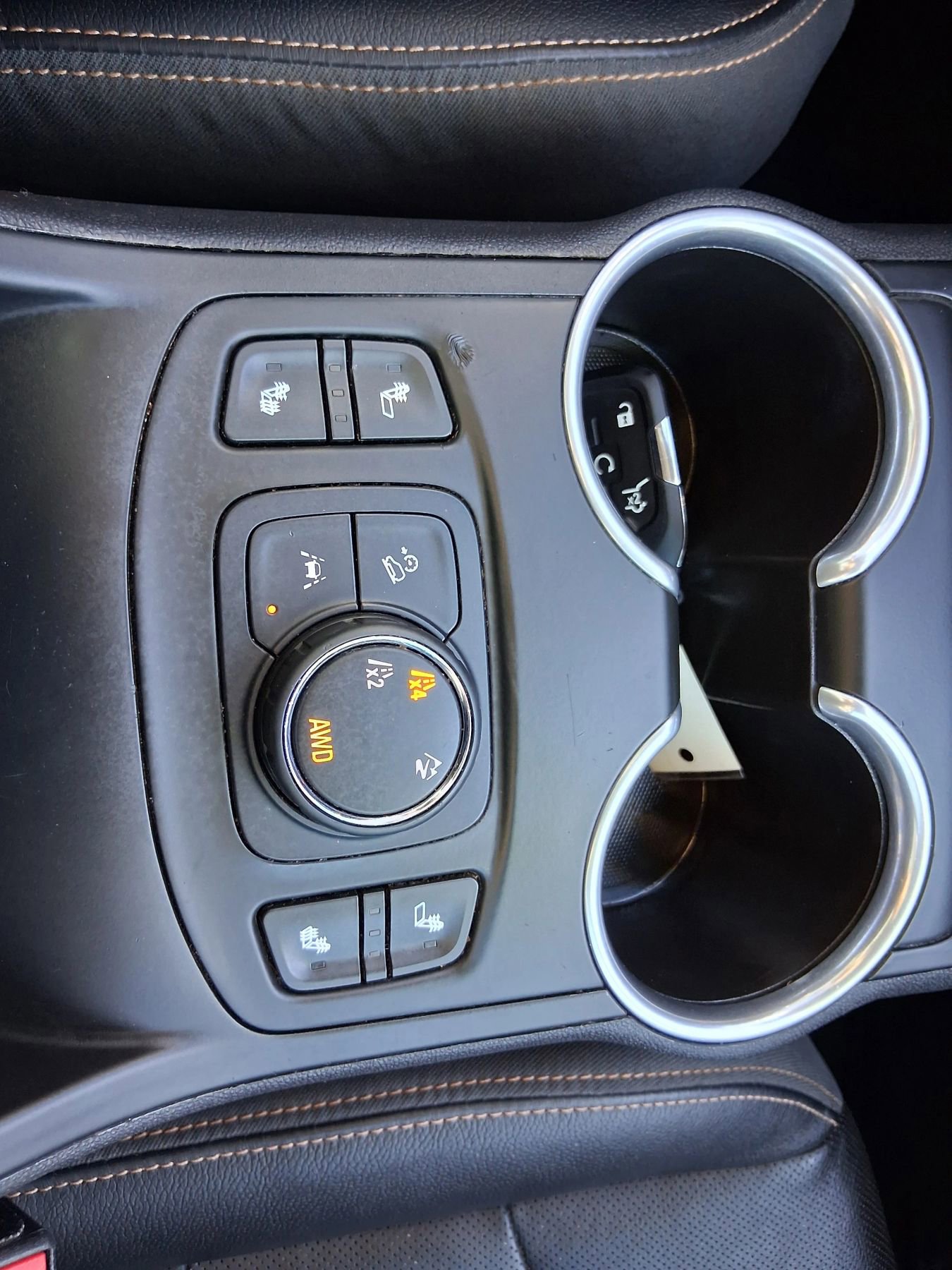 Used 2021 GMC Terrain SLT image 22