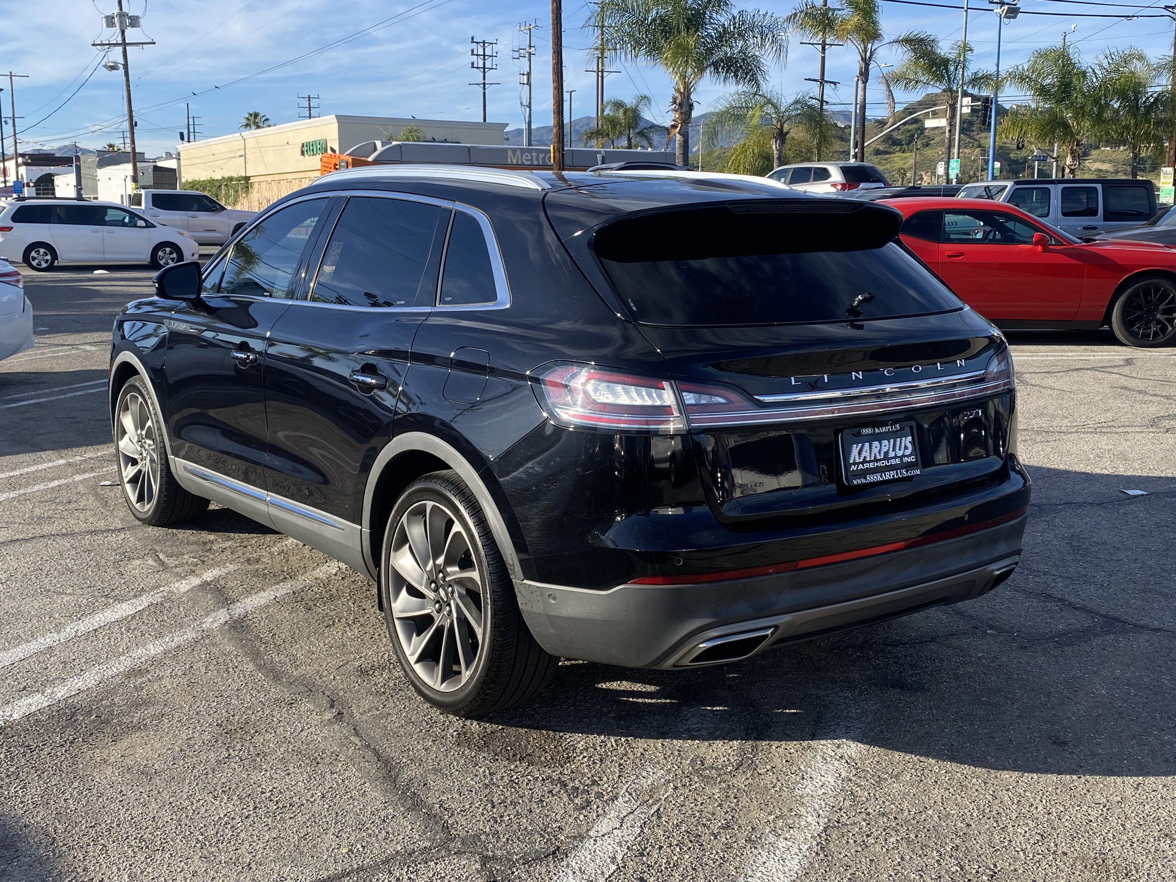 Used 2019 Lincoln Nautilus Reserve FWD image 9