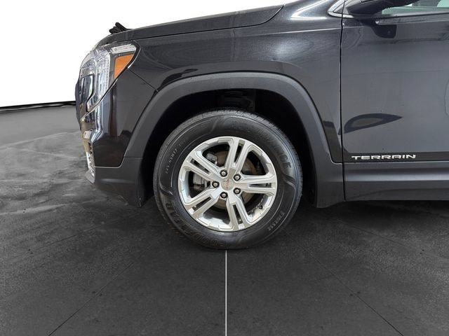 Used 2024 GMC Terrain SLE AWD/4WD image 9