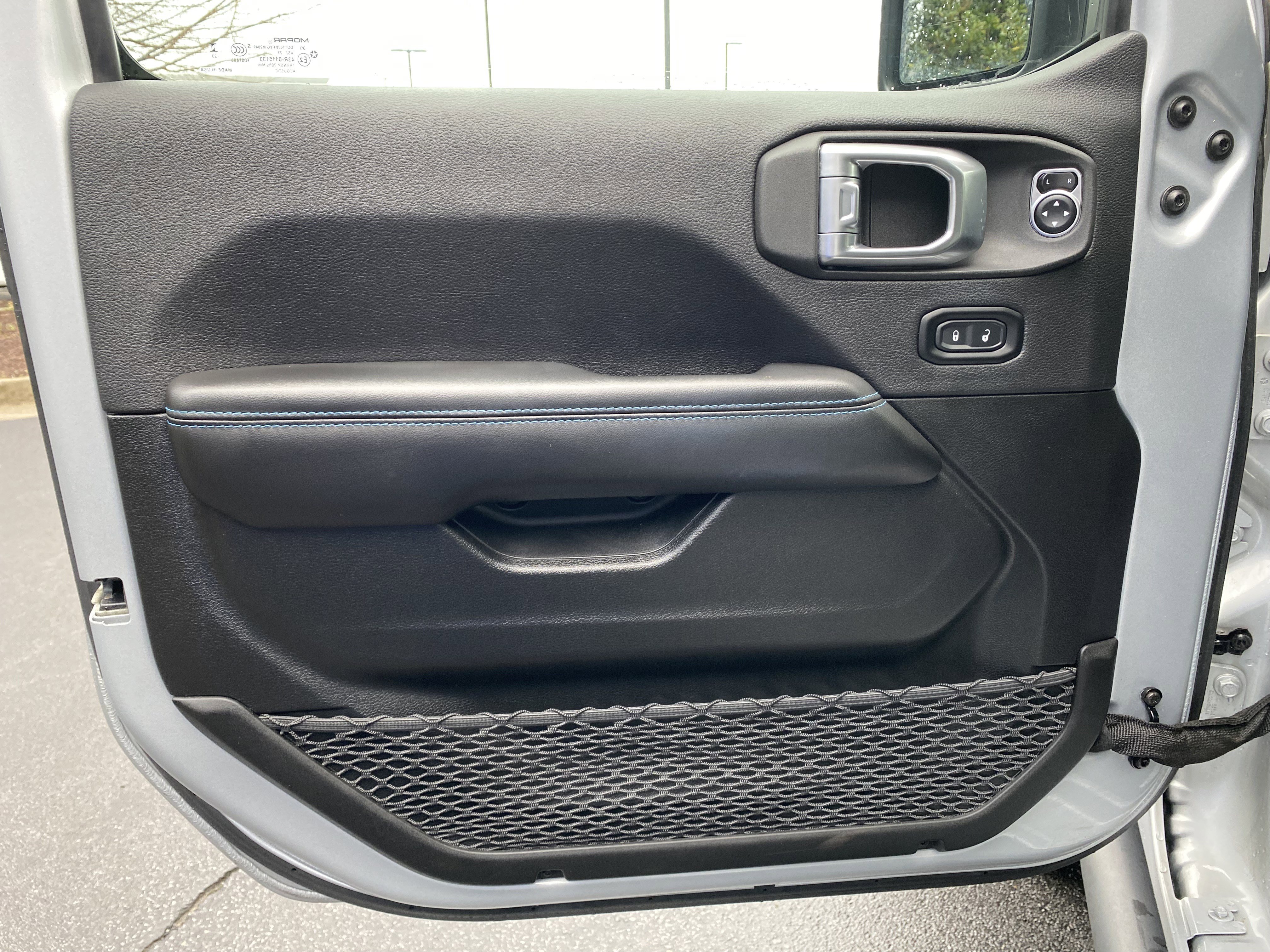 Used 2024 Jeep Wrangler Unlimited Rubicon 4xe image 15