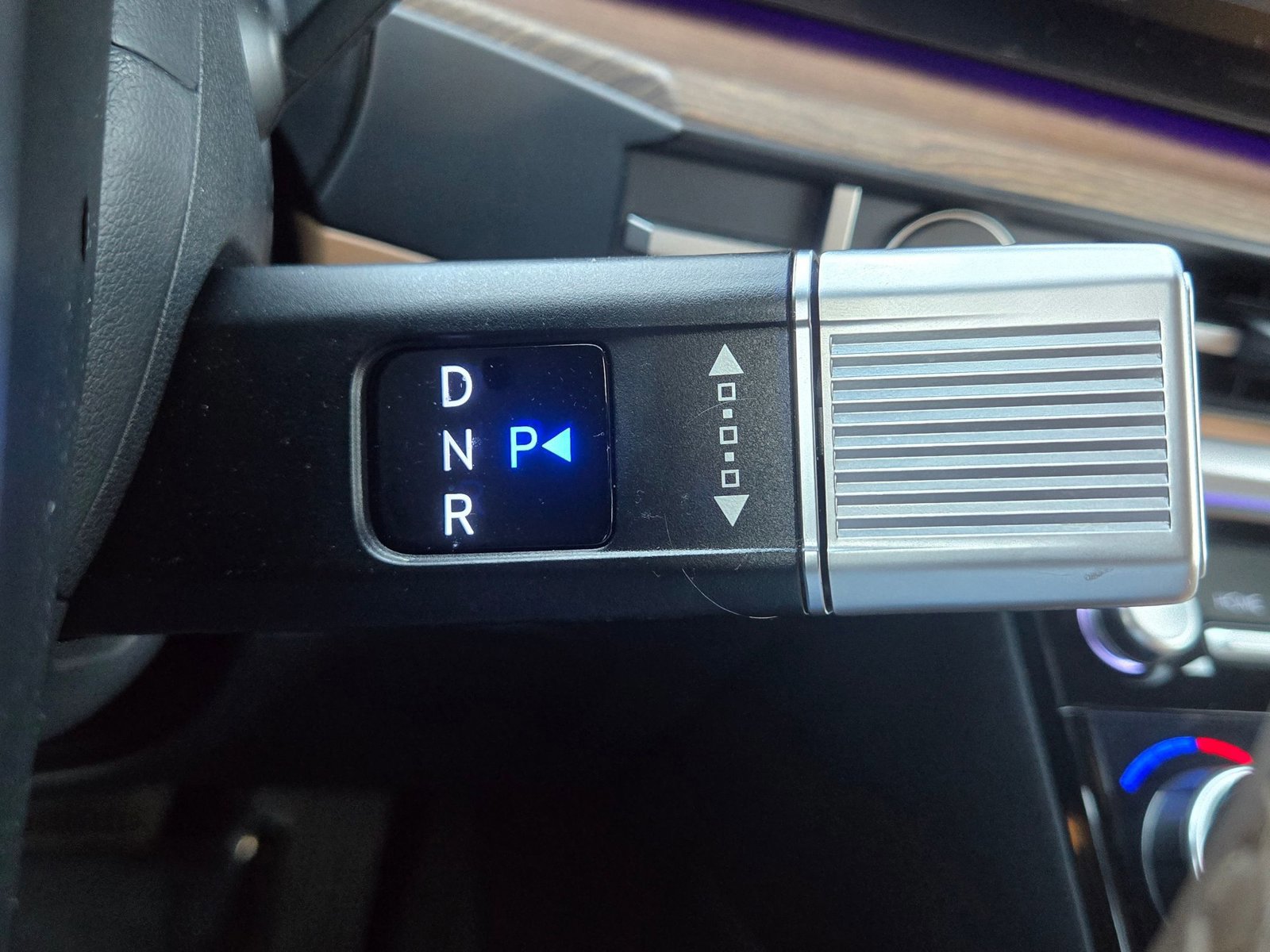 Used 2024 Hyundai Santa Fe Limited image 17