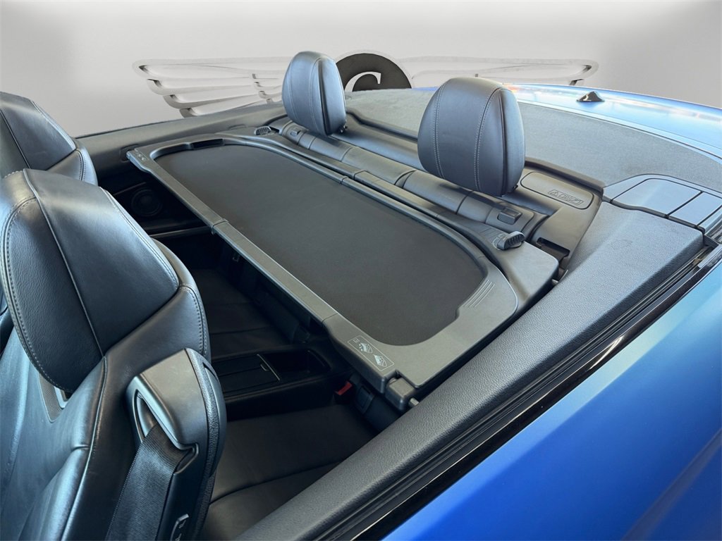 Used 2015 BMW M4 Convertible image 13