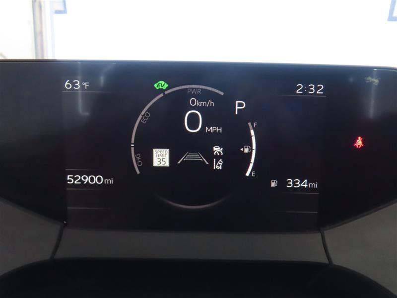 Used 2024 Toyota Prius LE FWD image 22