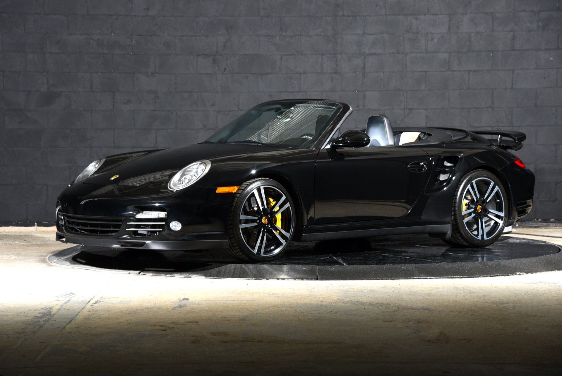 Used 2011 Porsche 911 Turbo S AWD/4WD image 10