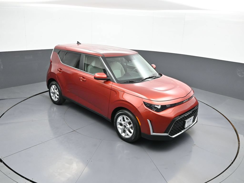 Certified 2023 Kia Soul LX w/ Option Group 015 FWD image 35