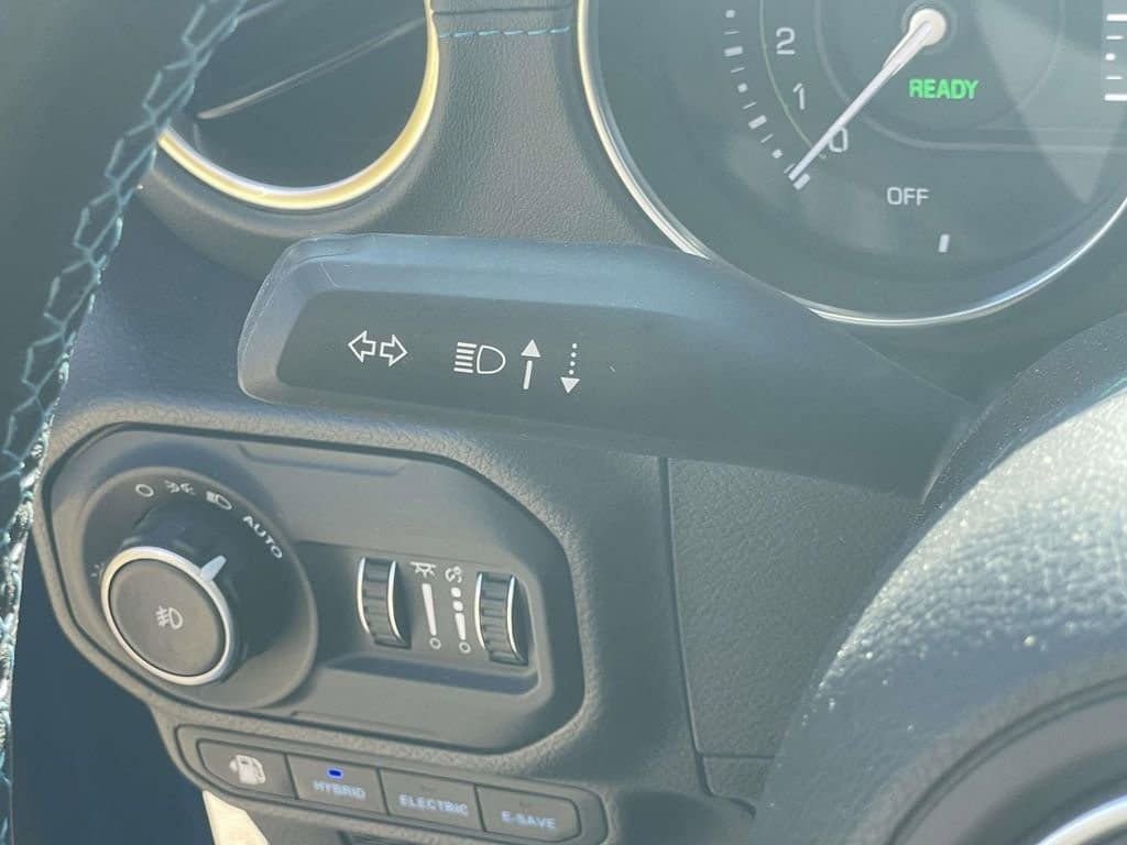 Used 2022 Jeep Wrangler Unlimited Rubicon 4xe image 22