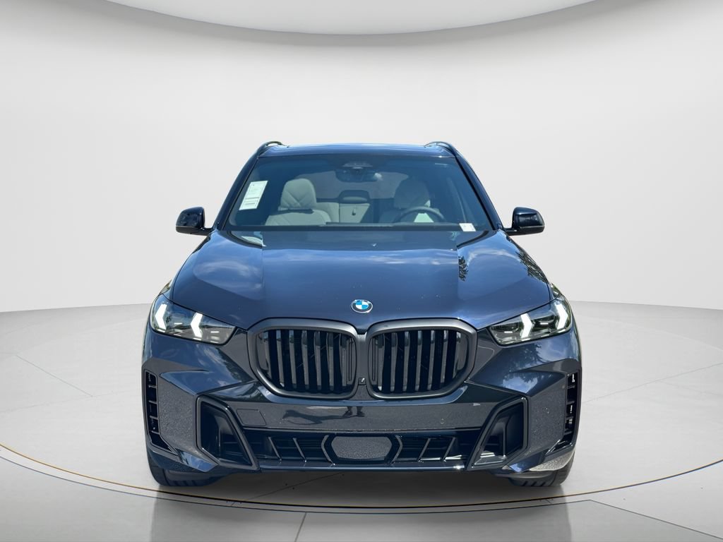 New 2026 BMW X5 xDrive40i w/ M Sport Package AWD/4WD image 2