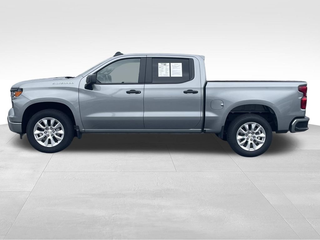 New 2026 Chevrolet Silverado 1500 Custom RWD image 7