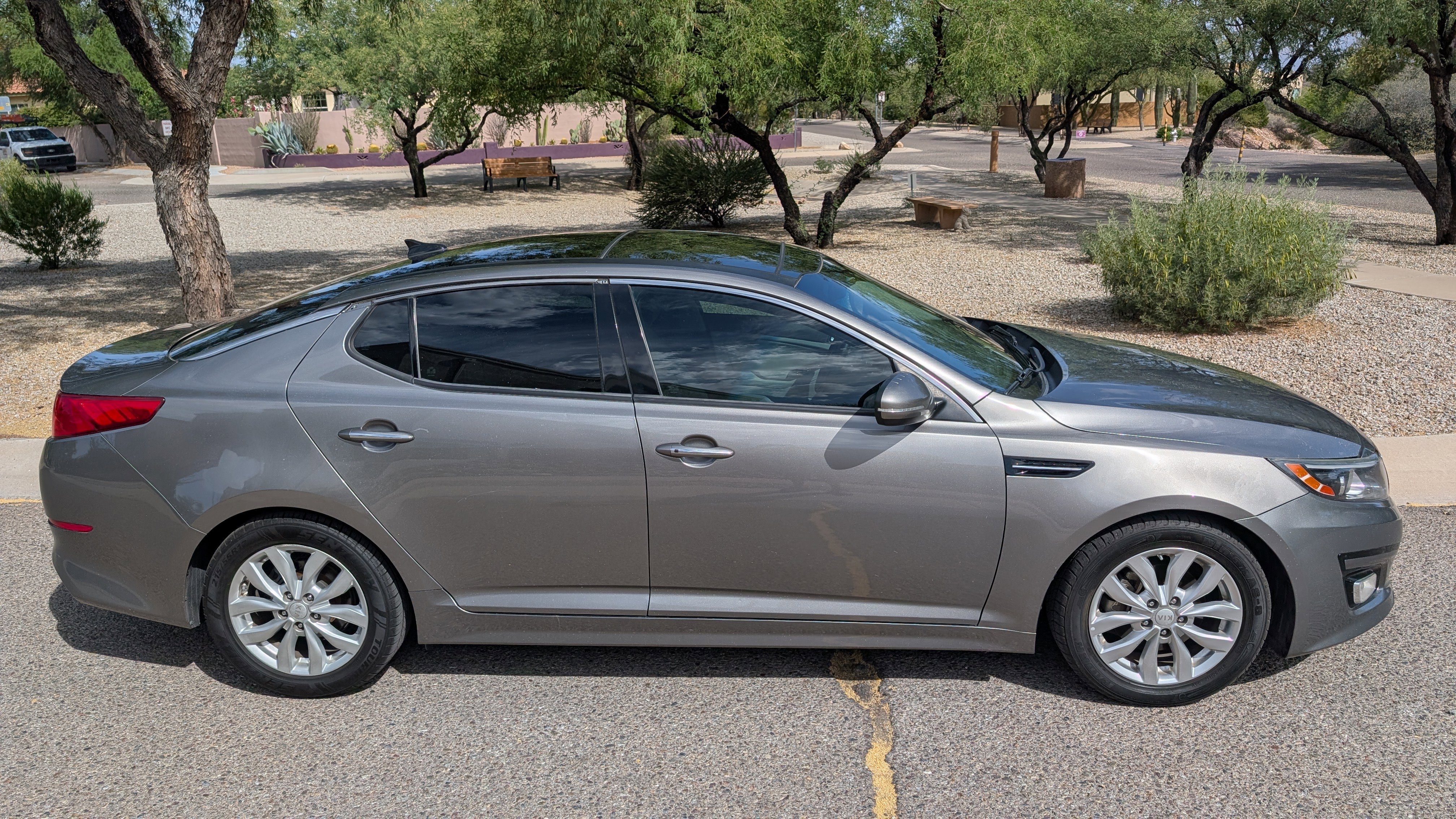 Used 2015 Kia Optima EX w/ EX Premium Package FWD image 3