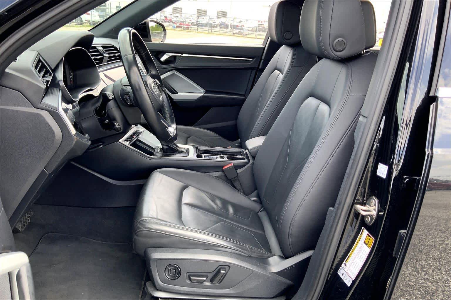 Used 2023 Audi Q3 2.0T Premium AWD/4WD image 15