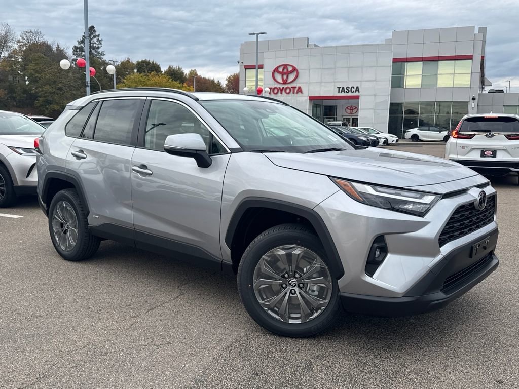 New 2025 Toyota RAV4 XLE Premium
