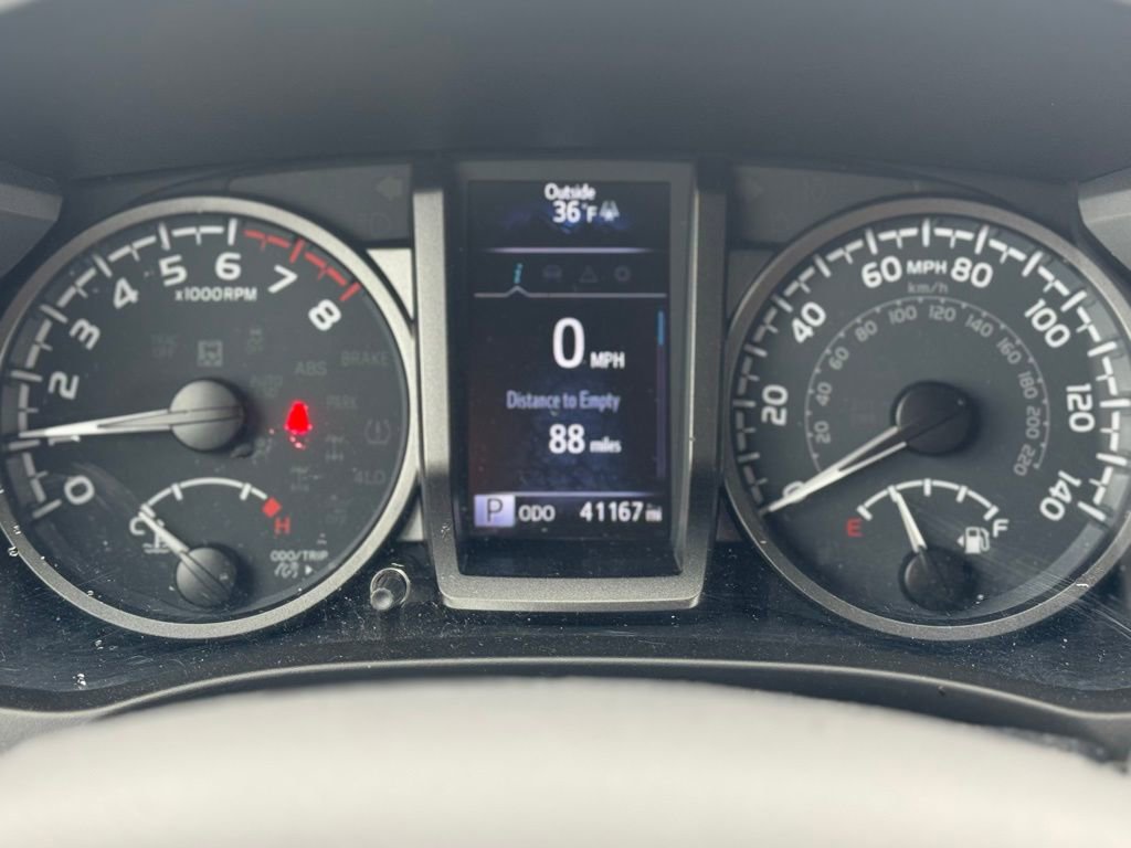 Used 2022 Toyota Tacoma TRD Sport image 18