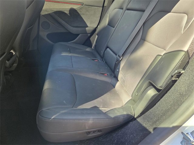 Used 2026 Tesla Model Y Long Range image 10