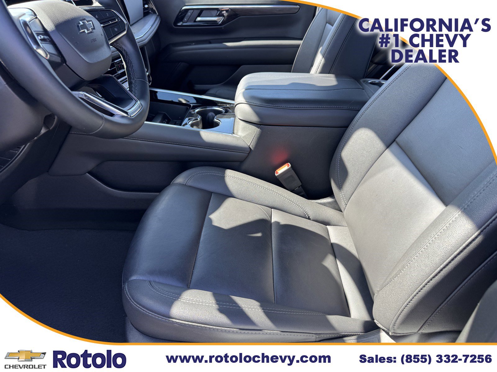 Used 2025 Chevrolet Suburban Z71 image 19