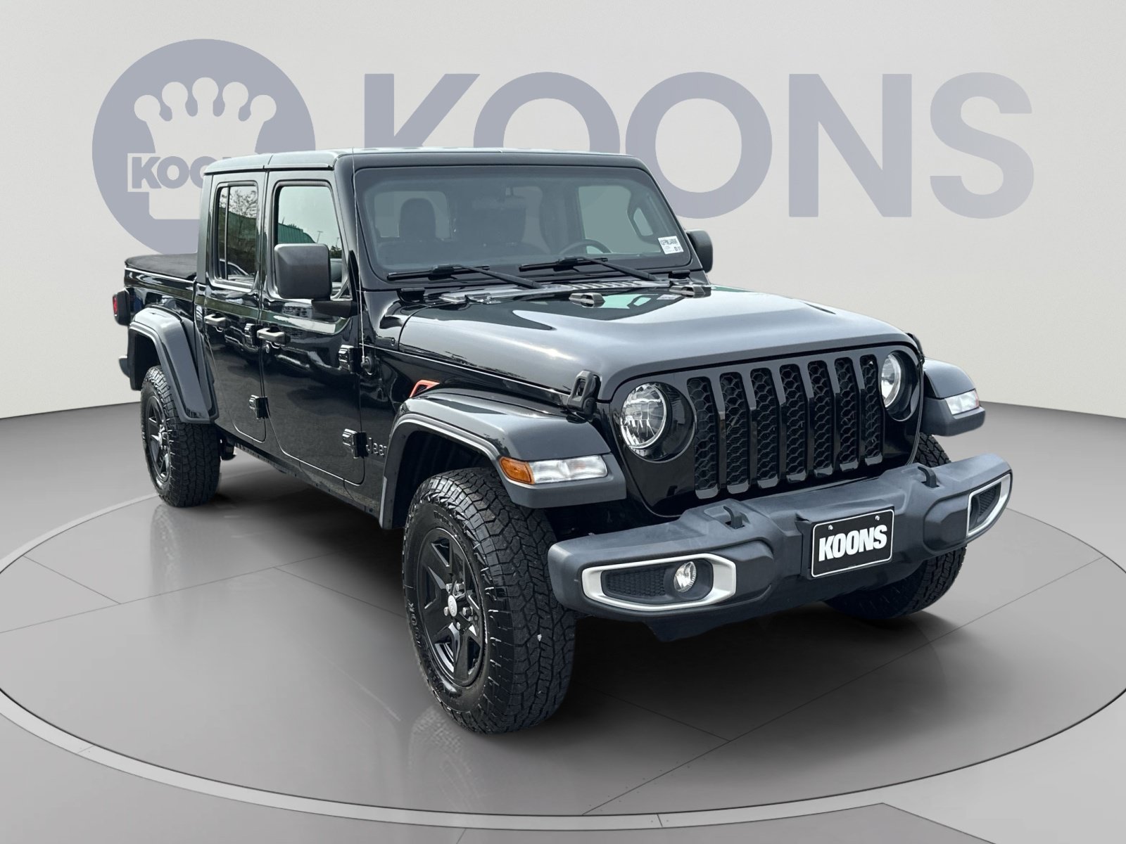 Used 2021 Jeep Gladiator Sport AWD/4WD image 2