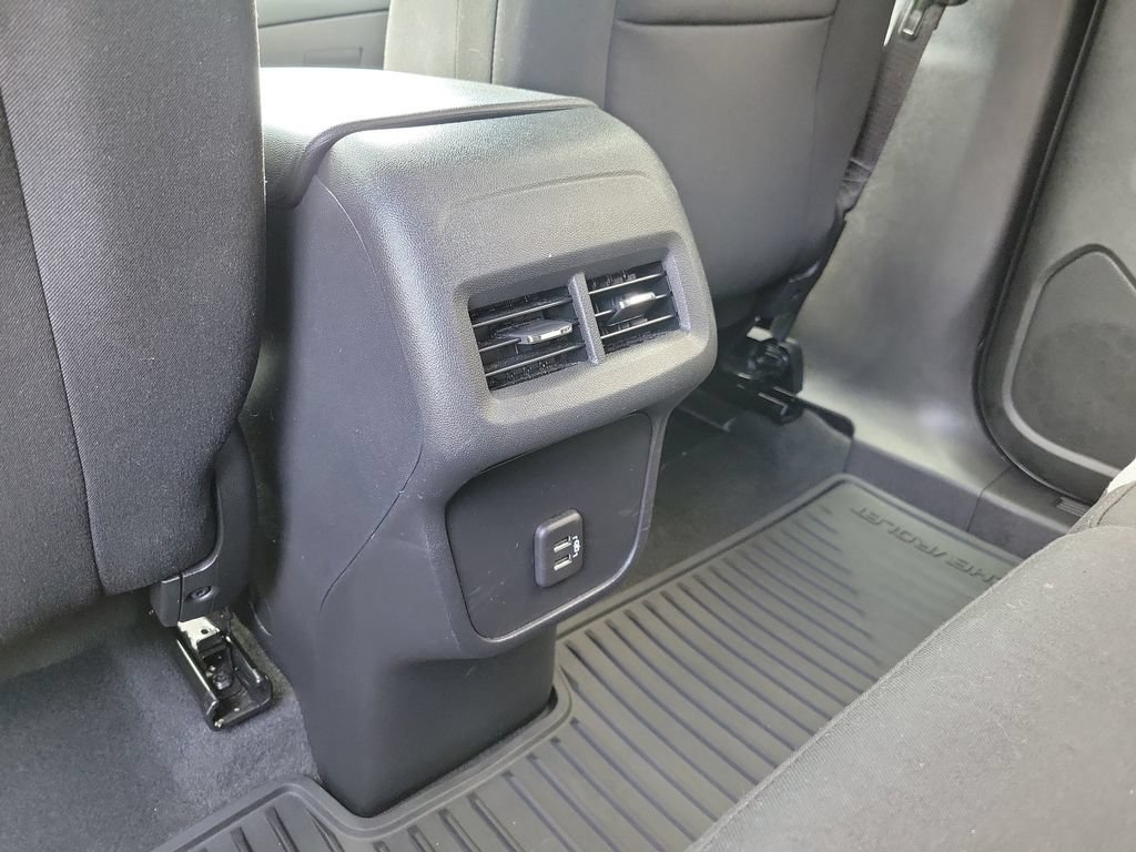 Used 2023 Chevrolet Equinox LS w/ LS Convenience Package AWD/4WD image 14