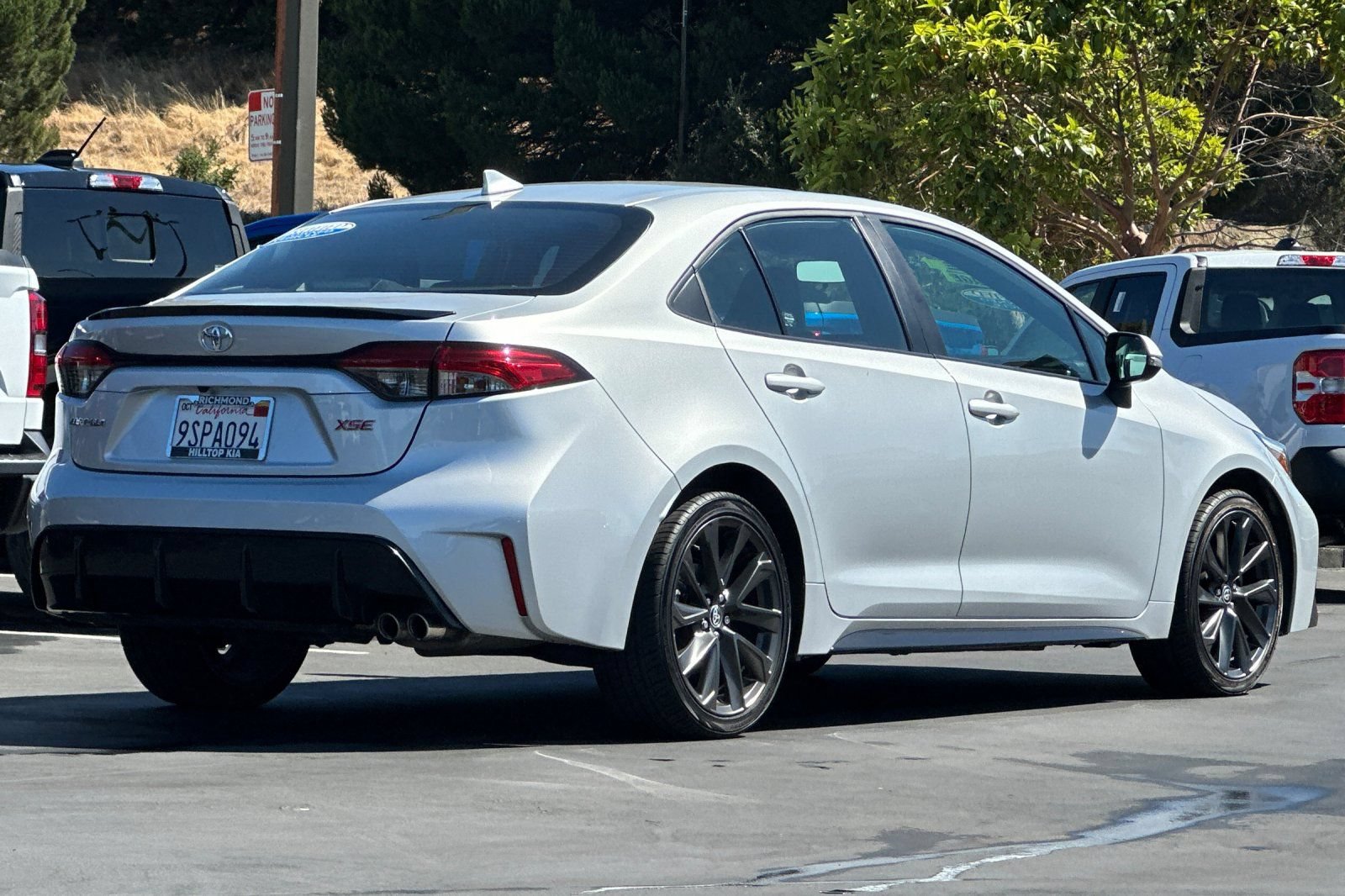 Used 2024 Toyota Corolla XSE FWD image 5