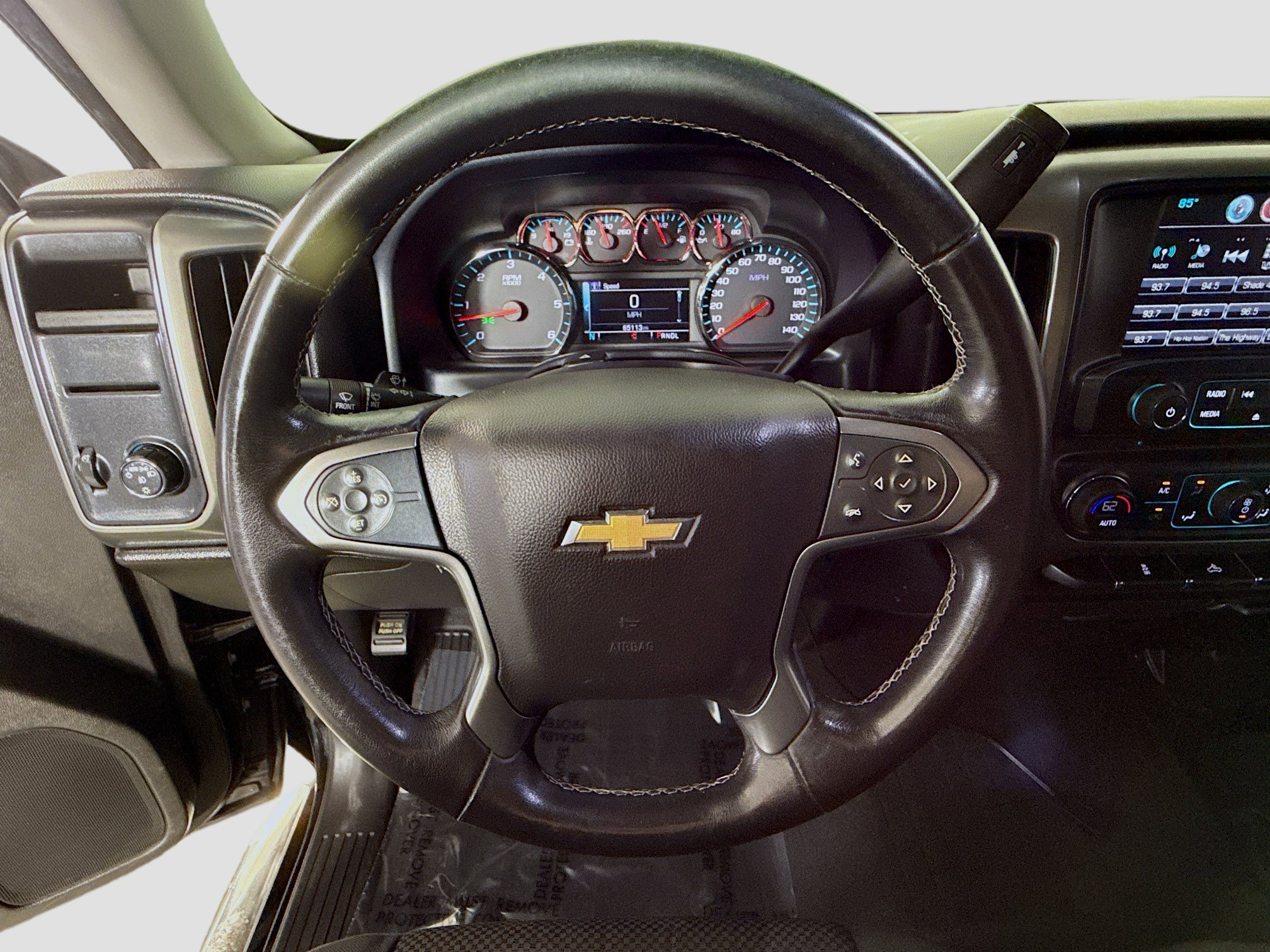 Used 2018 Chevrolet Silverado 1500 LT w/ Texas Edition RWD image 13