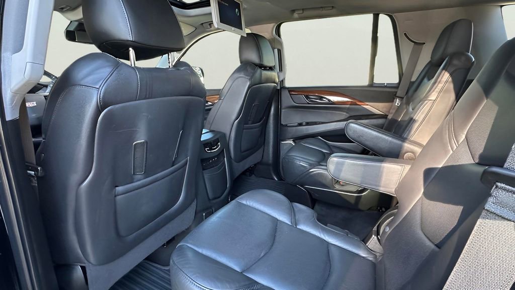 Used 2020 Cadillac Escalade Luxury image 64