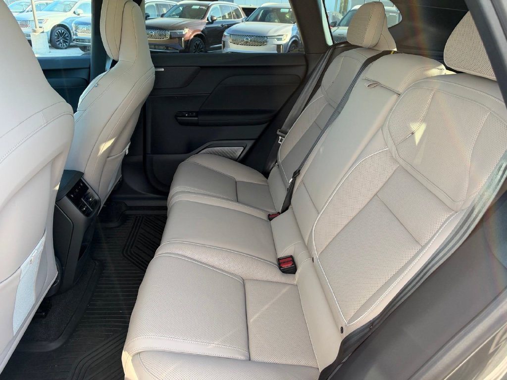 New 2027 Volvo EX60 Ultra AWD/4WD image 9