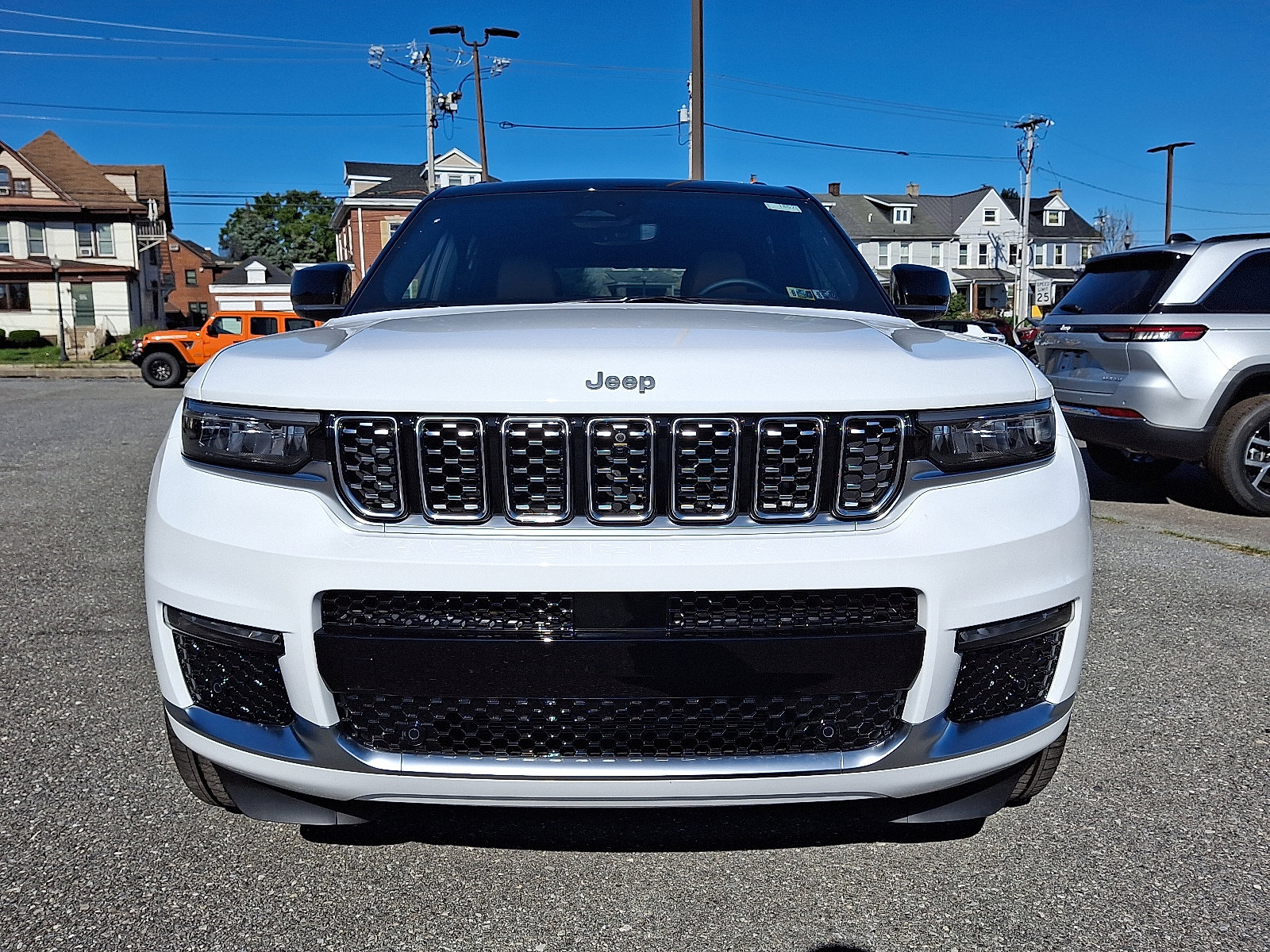 New 2025 Jeep Grand Cherokee L Summit image 2