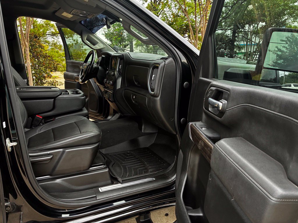 Used 2022 Chevrolet Silverado 2500 LT w/ Texas Edition AWD/4WD image 23