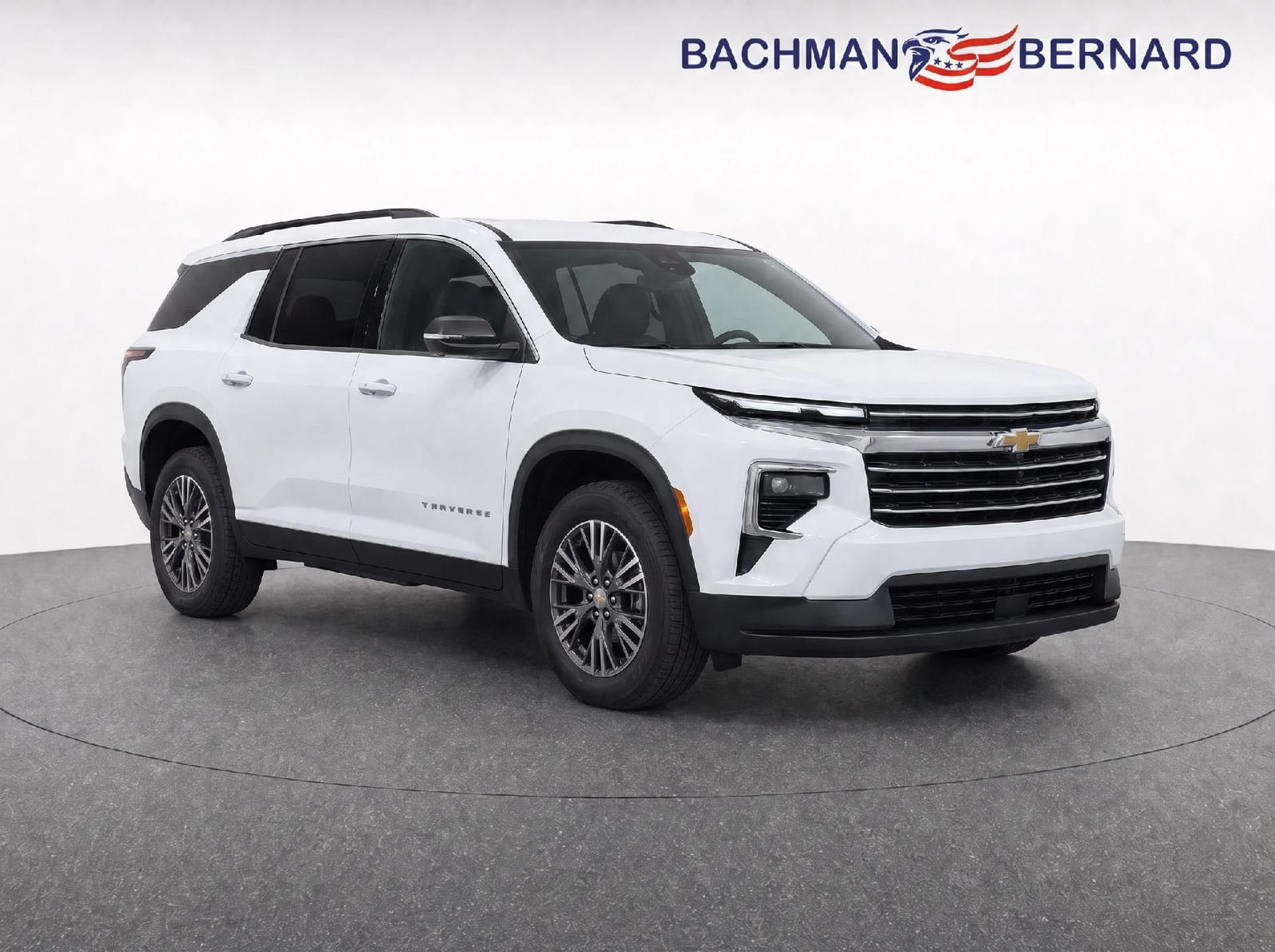 Used 2026 Chevrolet Traverse LT w/ Driver Confidence Package FWD image 1