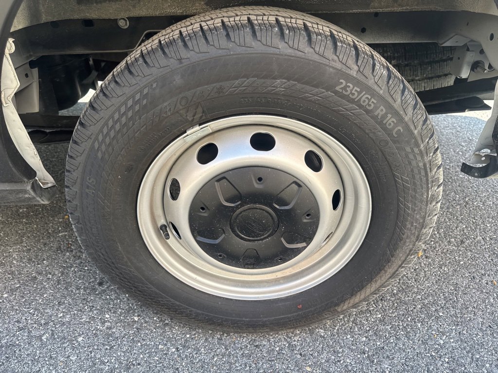 New 2024 Ford Transit 150 Low Roof image 11