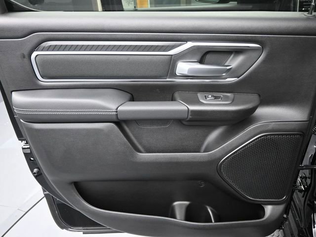 New 2026 RAM 1500 4x4 Crew Cab image 16